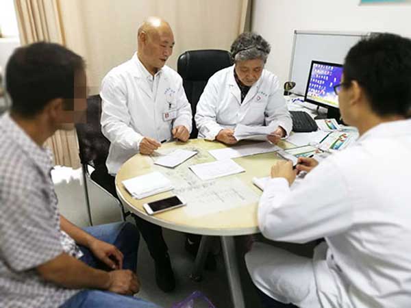 11月北京肝病专家卢书伟在郑州哪家肝病医院会诊,推荐河南省医药院